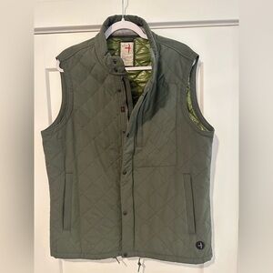 Relwen Vest Size Large 🔥